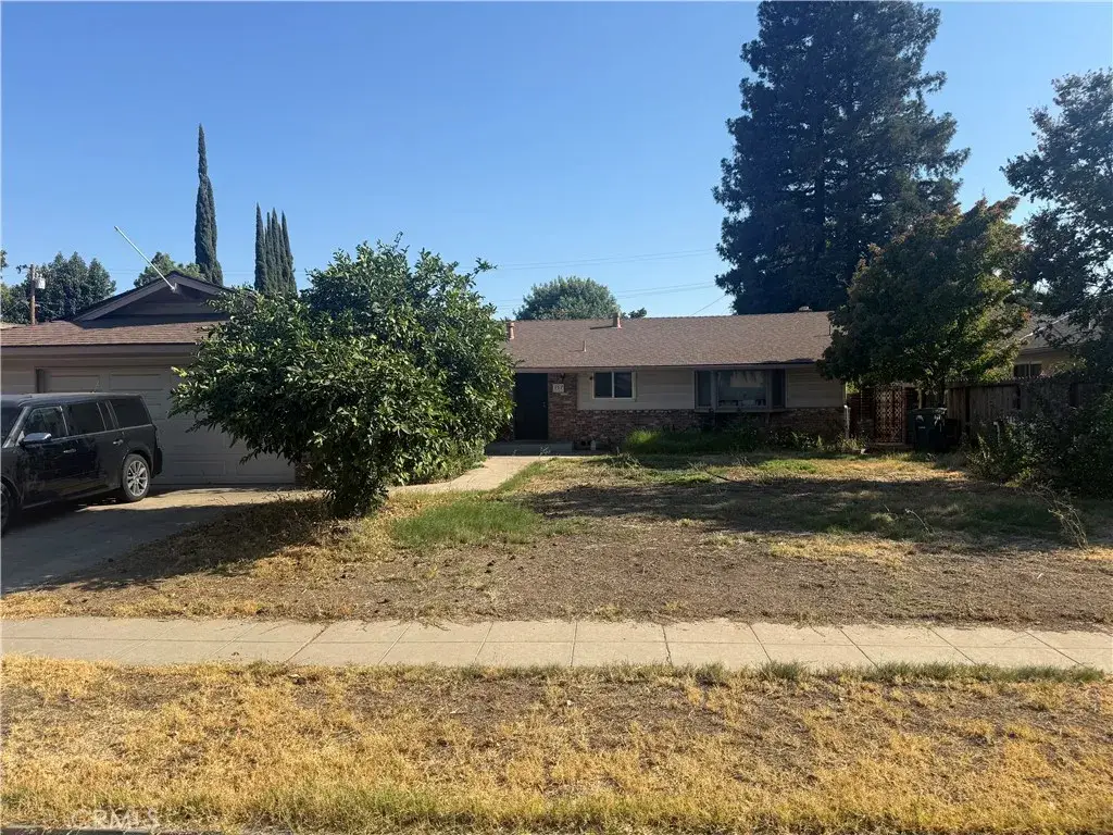 157 W Dovewood, Fresno, CA 93704 - #1