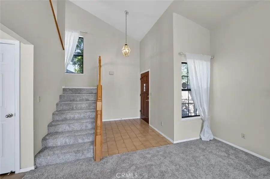 571 W Pat, Clovis, CA 93612 - #3