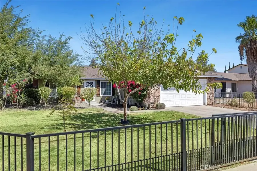 1301 E Kennedy, Madera, CA 93638 - #3