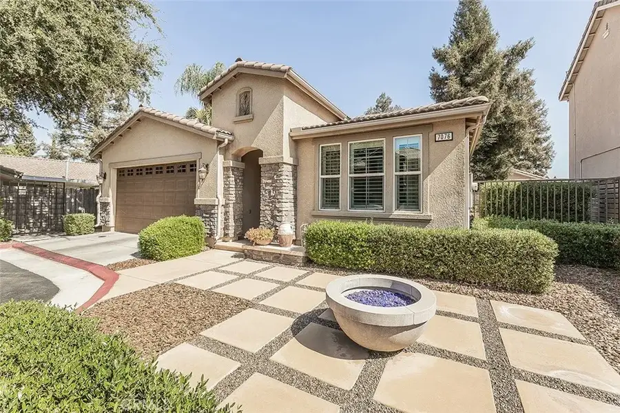 7076 N Cedar Hill Drive, Fresno, CA 93722 - #2