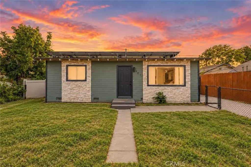 407 2nd Avenue, Visalia, CA 93291 - #1