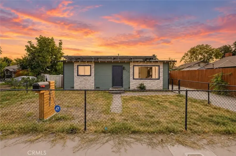 407 2nd Avenue, Visalia, CA 93291 - #2