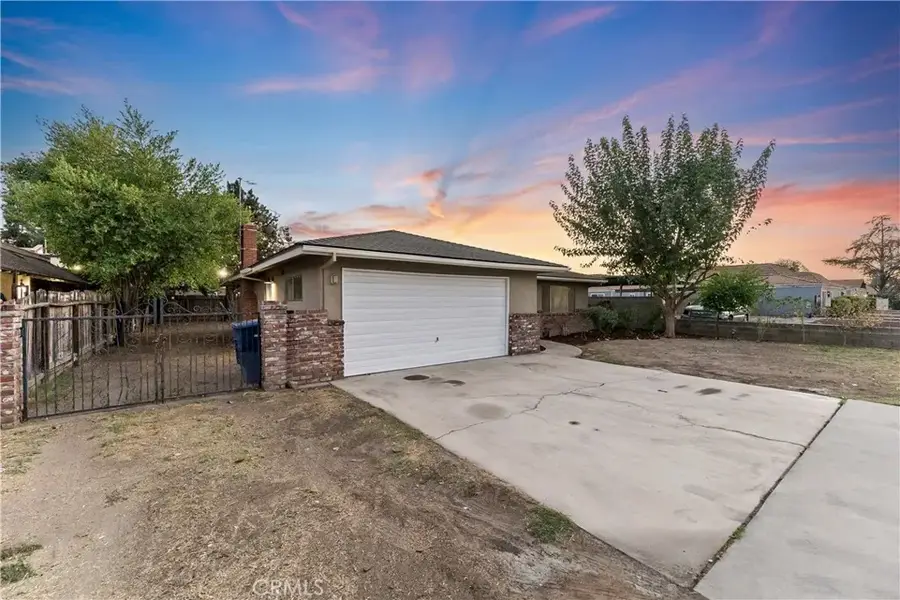 4560 E Fountain Way, Fresno, CA 93726 - #3