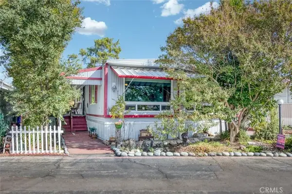 1724 Minnewawa #98, Clovis, CA 93612