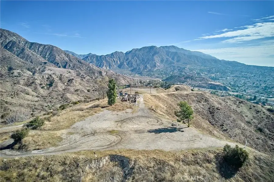 9401 Tujunga Valley, Sunland, CA 91040 - Image #3