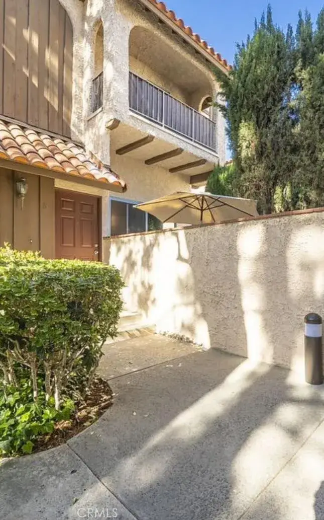 19545 Sherman Way #44, Reseda, CA 91335 - Image #3