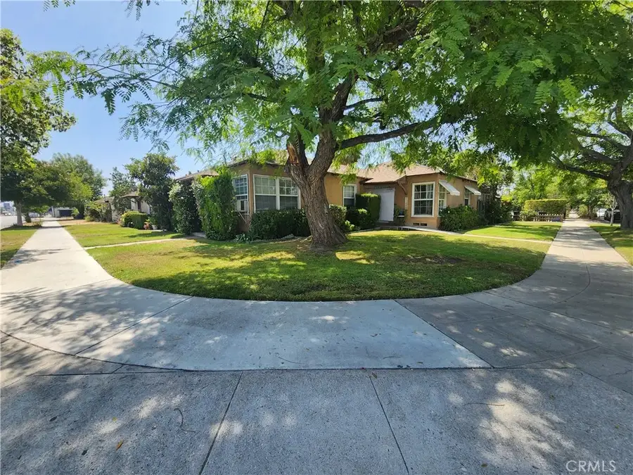 11820 Victory Boulevard, North Hollywood, CA 91606 - Image #2