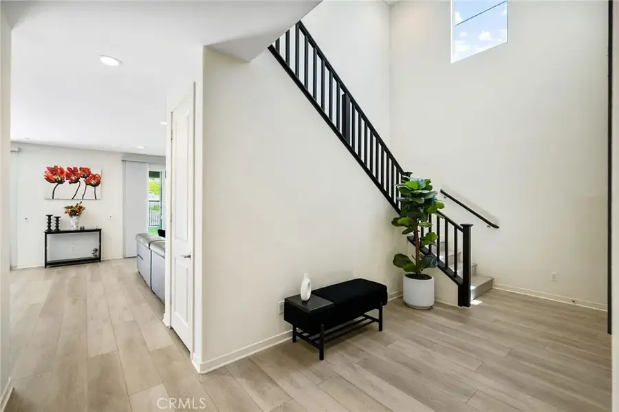 28508 Daybreak Way, Saugus, CA 91350 - Image #3