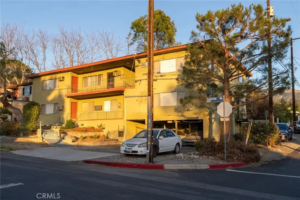 10136 Silverton Avenue, Tujunga, CA 91042 - Image #1