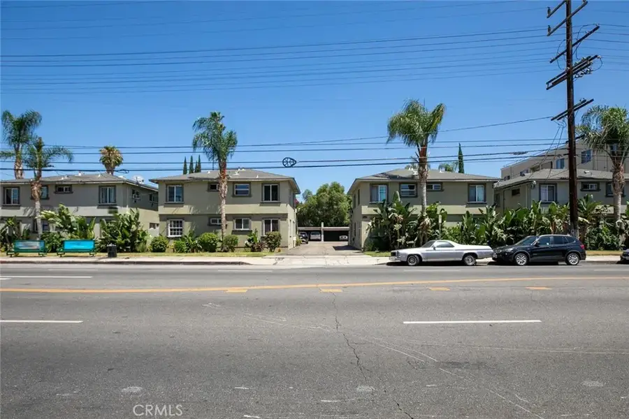 15445 Vanowen Street, Van Nuys, CA 91406 - Image #3