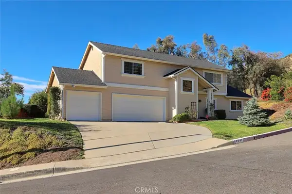 14047 Simshaw Avenue, Sylmar, CA 91342