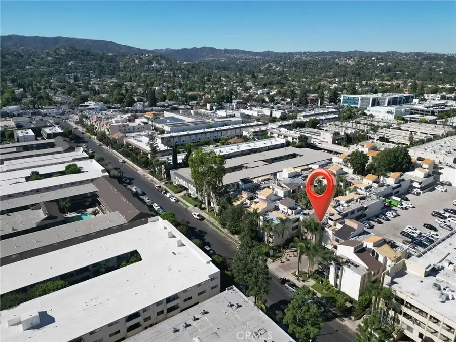 5325 Newcastle Avenue #328, Encino, CA 91316 - Image #3