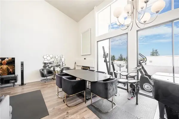 5310 Zelzah #312, Encino, CA 91316