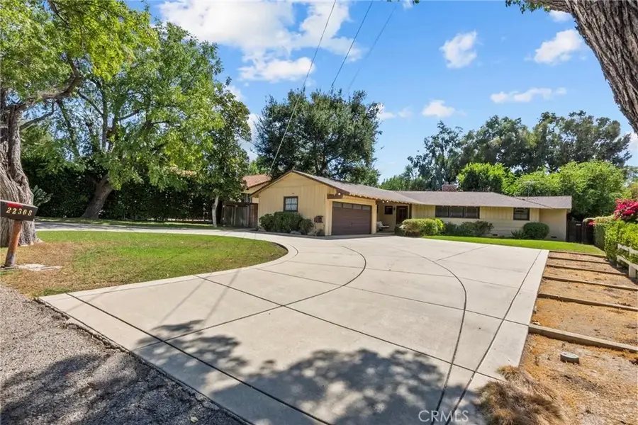 22308 Dolorosa, Woodland Hills, CA 91367 - Image #2