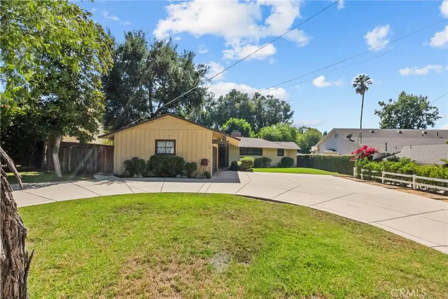 22308 Dolorosa, Woodland Hills, CA 91367 - Image #3