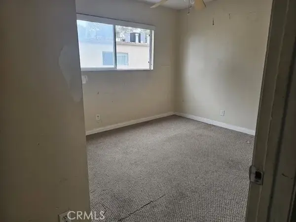 7754 Via Rosa Maria, Burbank, CA 91504