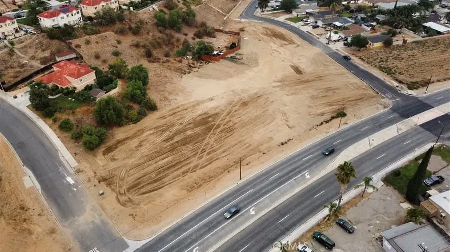 18661 5th, Bloomington, CA 92316 - Image #2