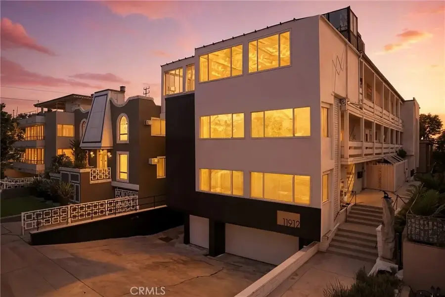 11912 Gorham #3, Los Angeles, CA 90049 - Image #2