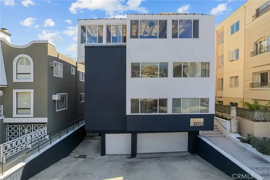 11912 Gorham #3, Los Angeles, CA 90049 - Image #3