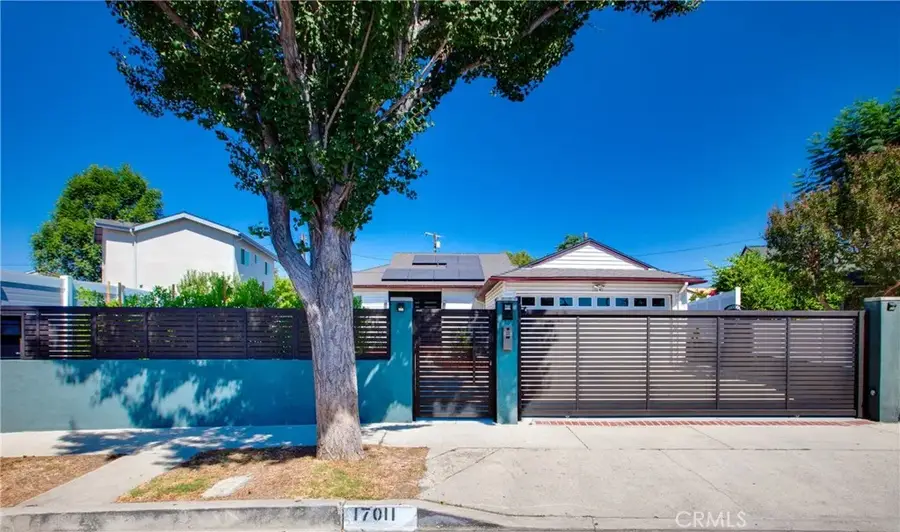 17011 Burton Street, Van Nuys, CA 91406 - Image #2