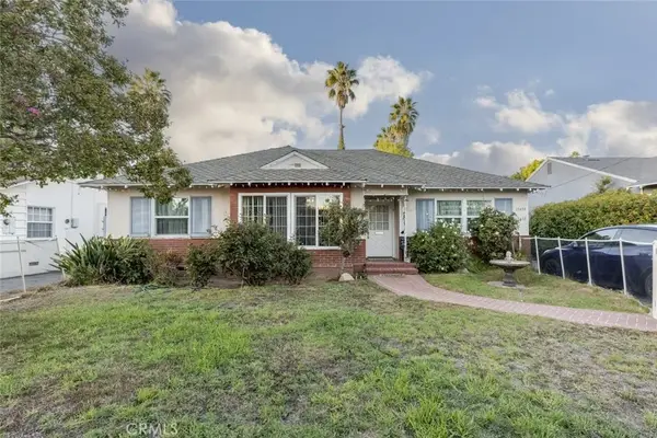 15439 Hart Street, Van Nuys, CA 91406