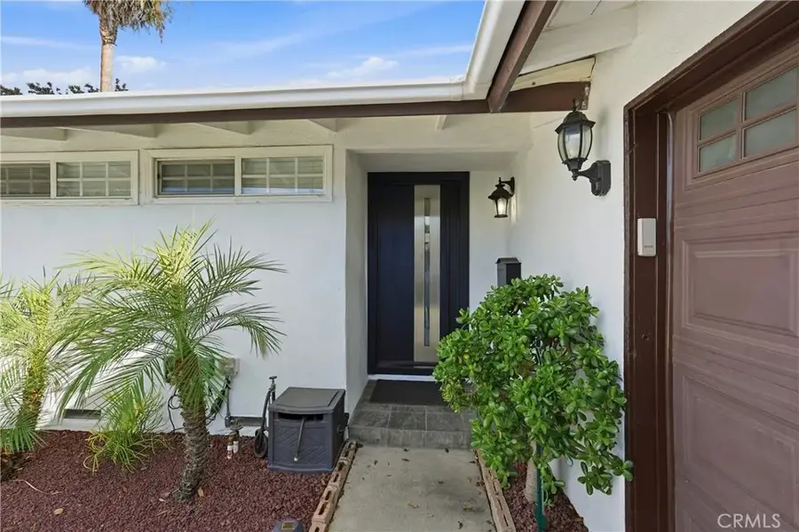16456 Kingsbury, Granada Hills, CA 91344 - Image #3