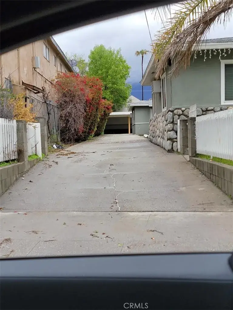 343 W Howard Street, Pasadena, CA 91103 - #3