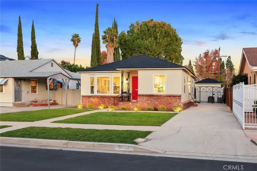 5052 Newcastle, Encino, CA 91316 - Image #3