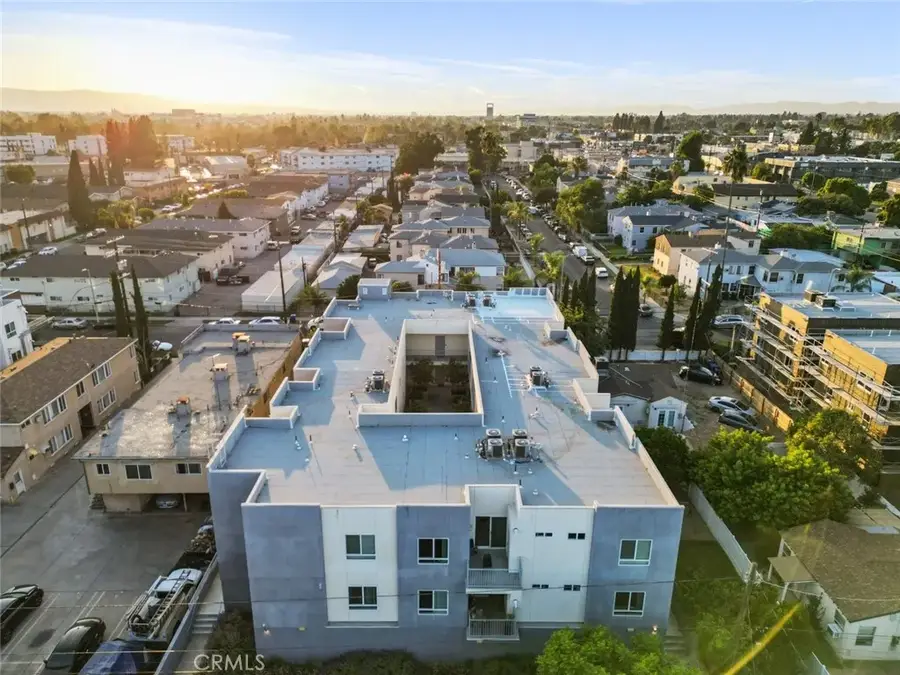 6320 Beck Avenue, North Hollywood, CA 91606 - #2