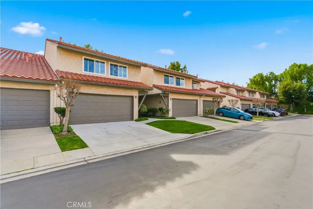 19237 Index #4, Porter Ranch, CA 91326 - Image #1