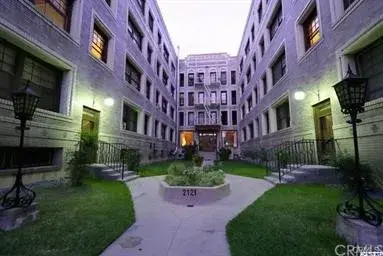 2121 James M Wood Boulevard #205, Los Angeles, CA 90006