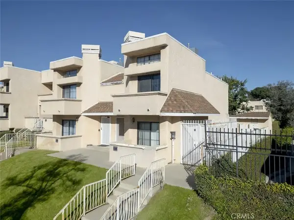 15035 Nordhoff Street #112, North Hills, CA 91343