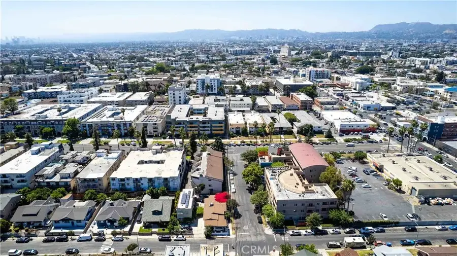 201 S Benton, Los Angeles, CA 90057 - #3