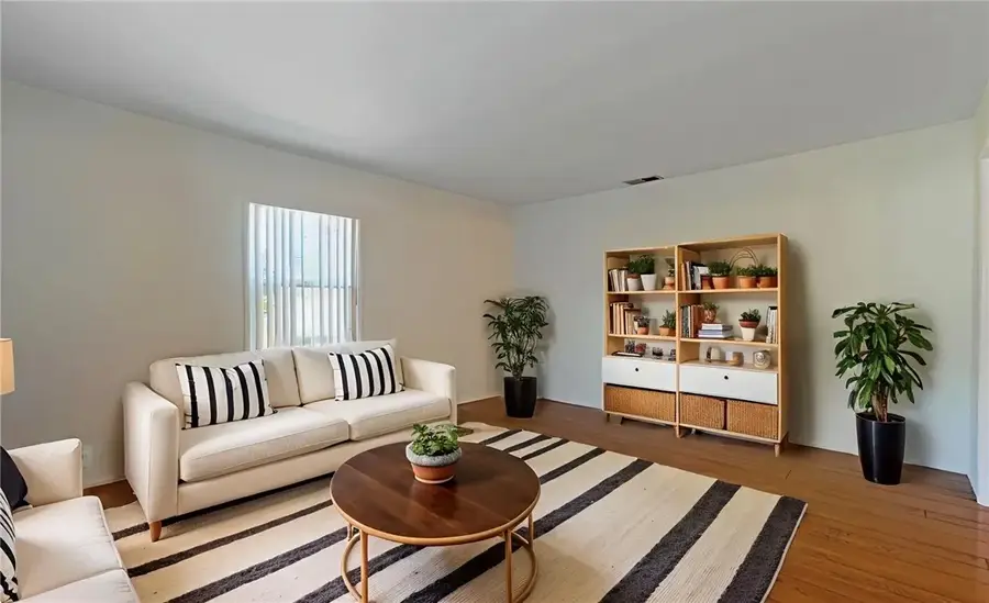 7664 Beckett Street, Tujunga, CA 91042 - Image #2