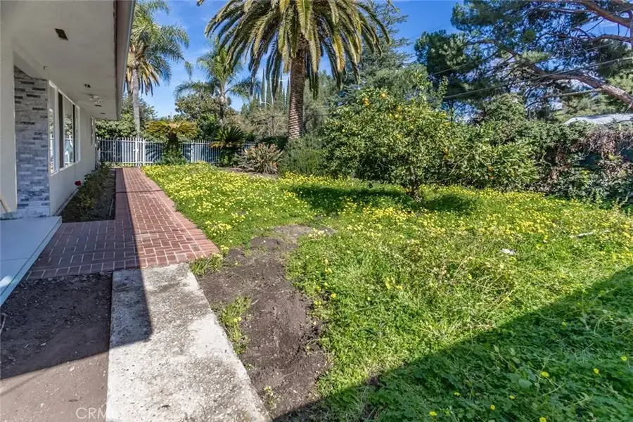 9711 Wheatland Avenue, Shadow Hills, CA 91040 - #3