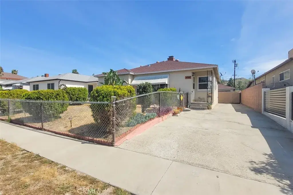 8522 Terhune, Sun Valley, CA 91352 - #1
