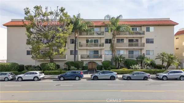 5400 Lindley Avenue #221, Encino, CA 91316