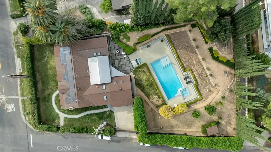 19943 Oxnard, Woodland Hills, CA 91367 - #2