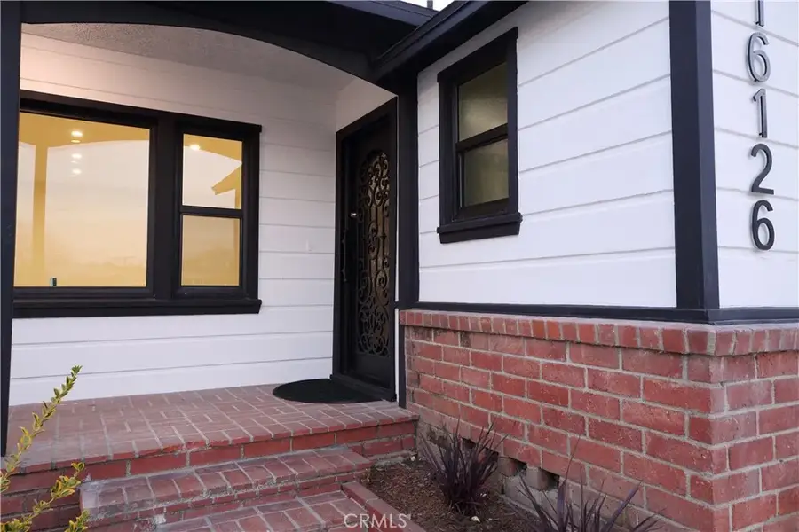 16126 Blackhawk Street, Granada Hills, CA 91344 - #2