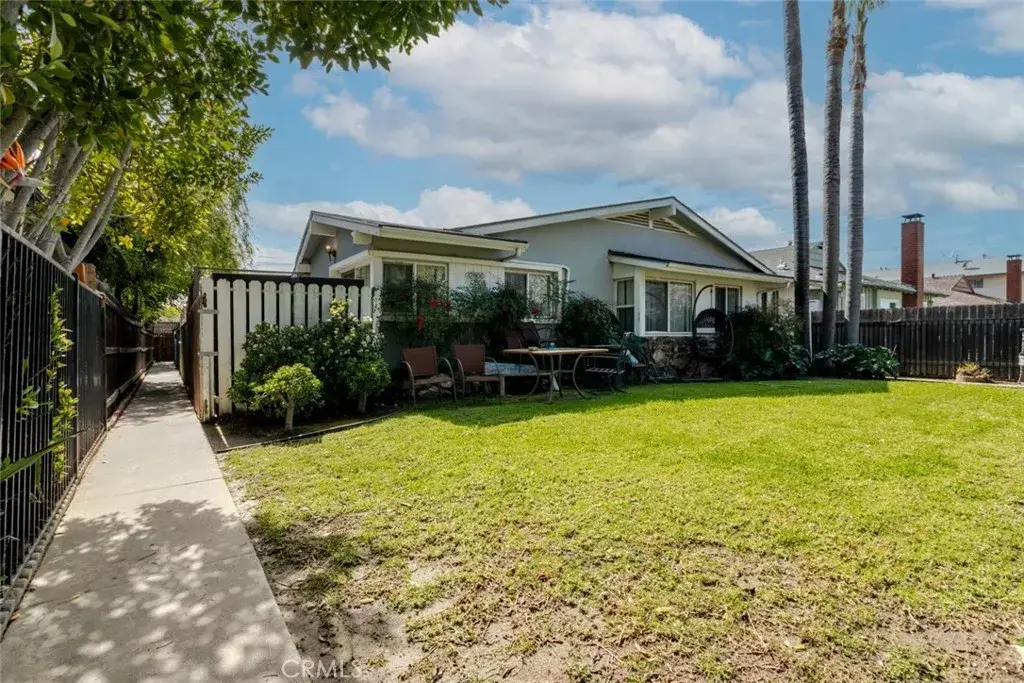 12806 Oxnard Street, North Hollywood, CA 91606 - #1