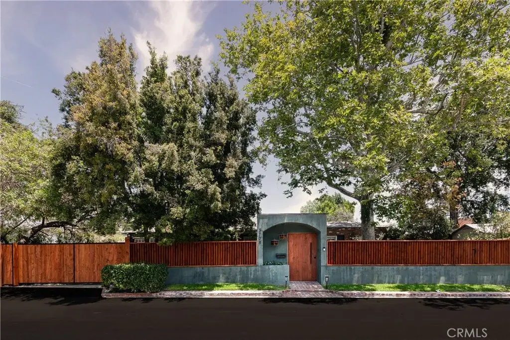 5108 Strohm, North Hollywood, CA 91601 - #1