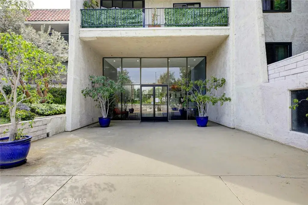 1401 Valley View #206, Glendale, CA 91202 - #1