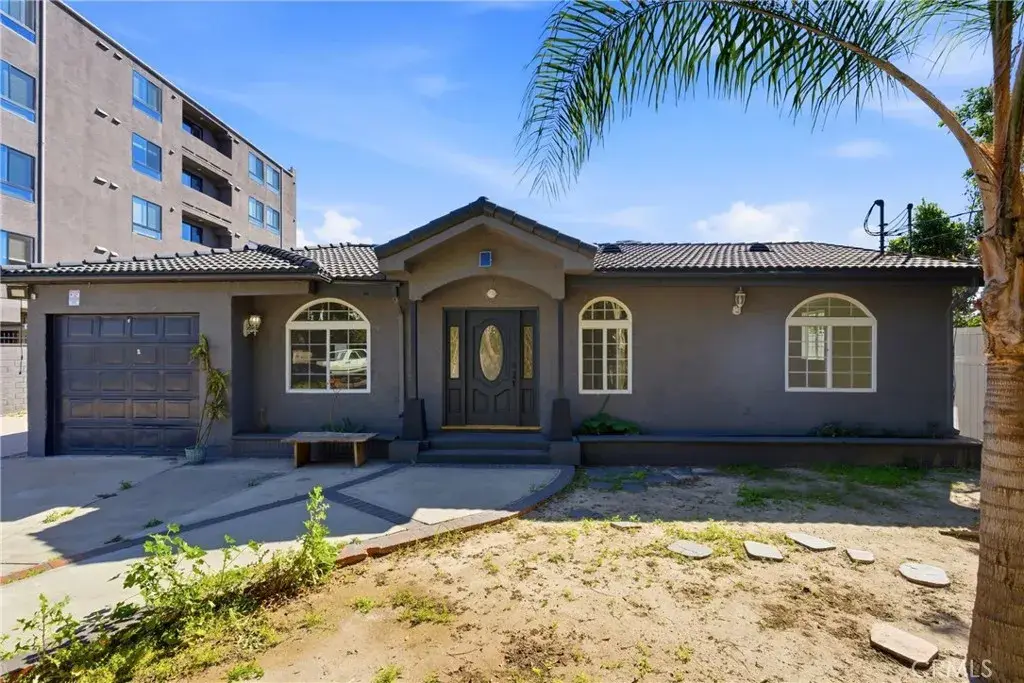 6742 Radford Avenue, North Hollywood, CA 91606 - #1
