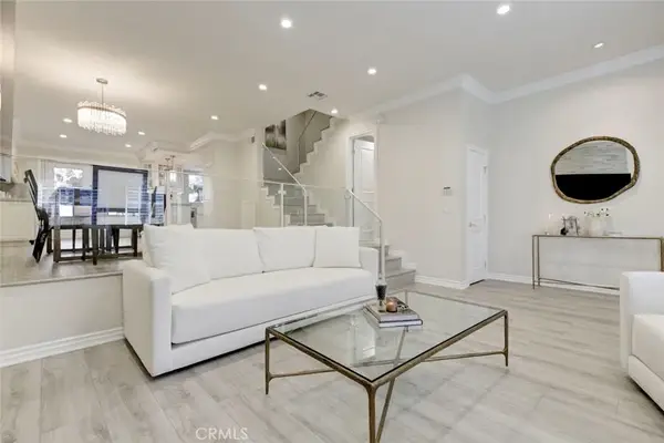 4342 Coldwater Canyon #3, Studio City, CA 91604