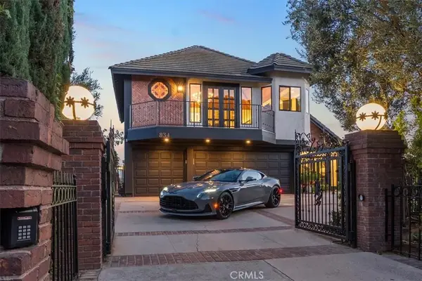 834 Moorside Drive, Glendale, CA 91207