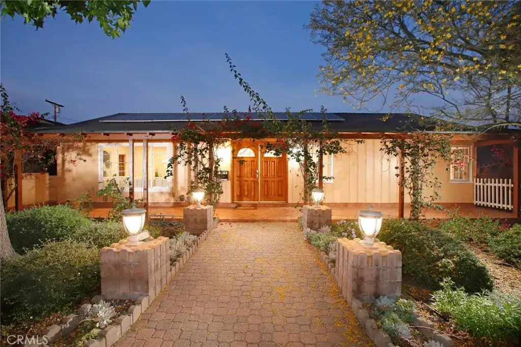 1410 Grandview Avenue, Glendale, CA 91201 - #1