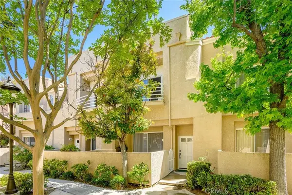 25703 Holiday Circle #C, Stevenson Ranch, CA 91381