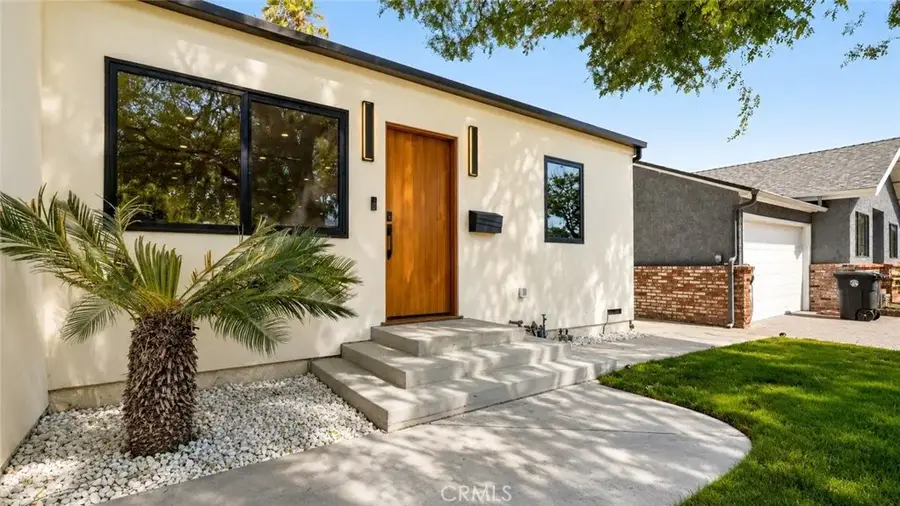 1436 N Frederic, Burbank, CA 91505 - #2