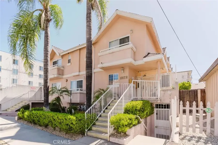 10128 Hillhaven Avenue #101, Tujunga, CA 91042 - #2
