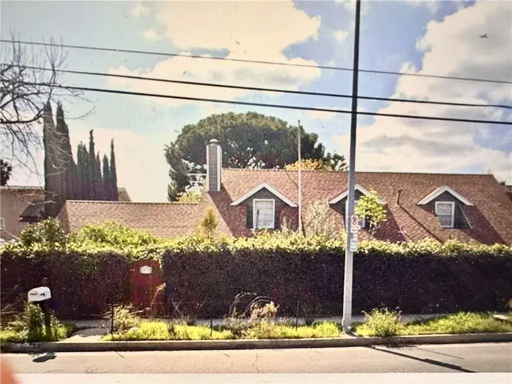 18128 Lassen, Northridge, CA 91325 - #1